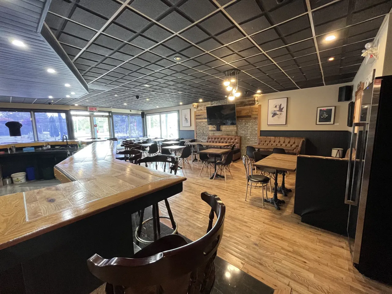 Wide angle of the bistro